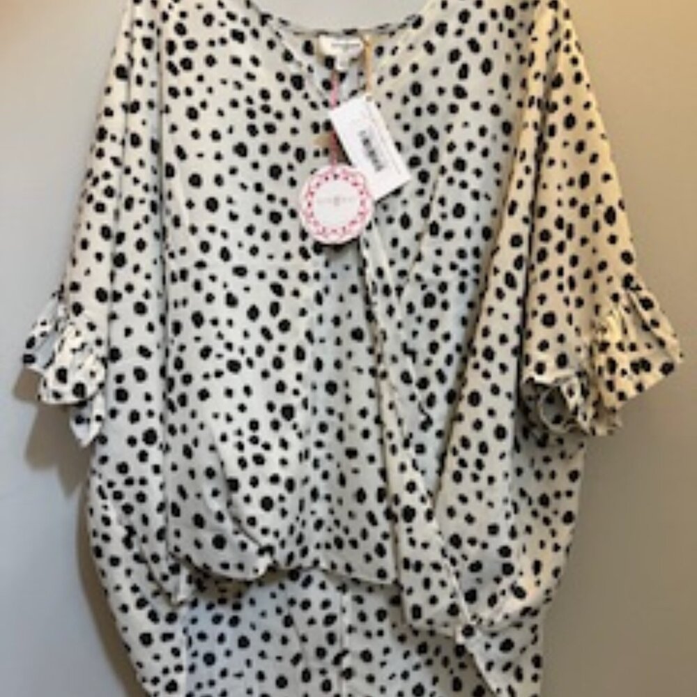 Umgee Dalmatian Print Short Sleeve Ruffle Top, New with Tags, L